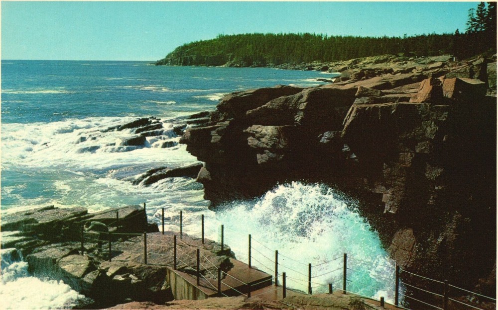 Vintage Postcard Thunder Hole Acadia National Park Bar Harbor Maine ME-image