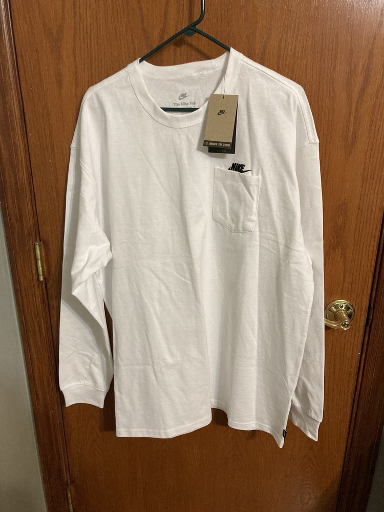 The Nike Tee Loose Fit Tall Men's