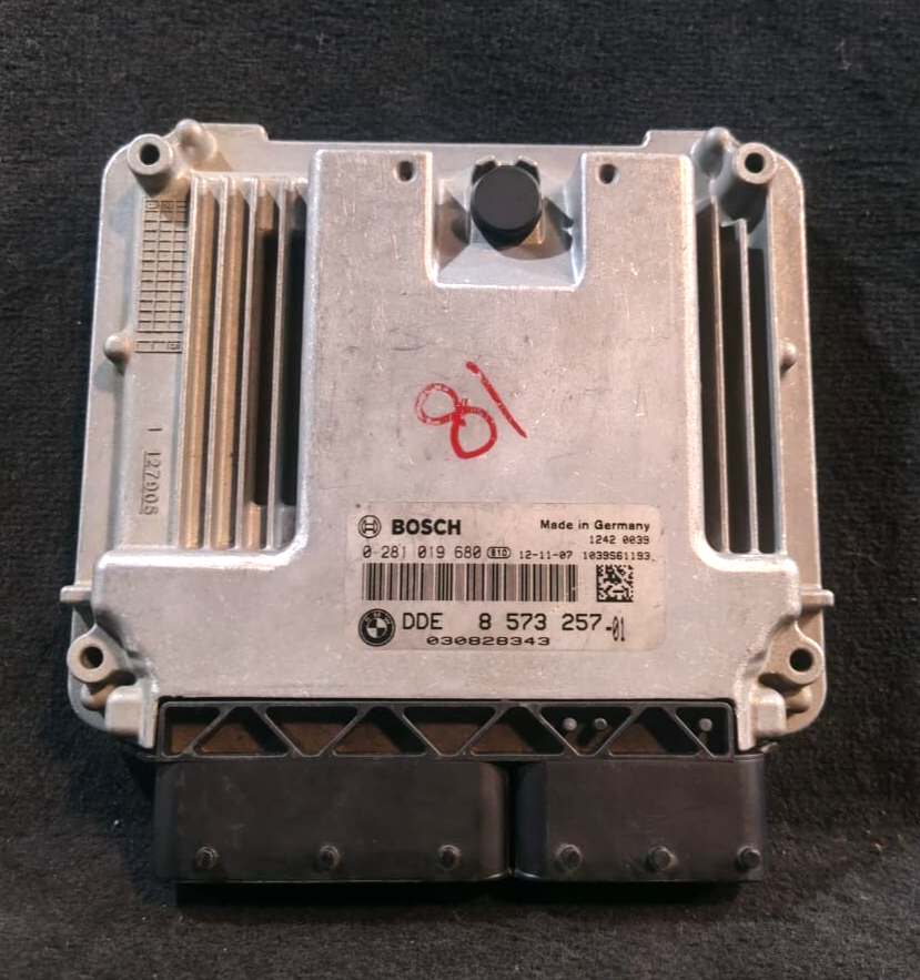 BMW F10 F11 520d DIESEL N47N 184HP  ENGINE CONTROL UNIT ECU ONLY  DDE 8573257