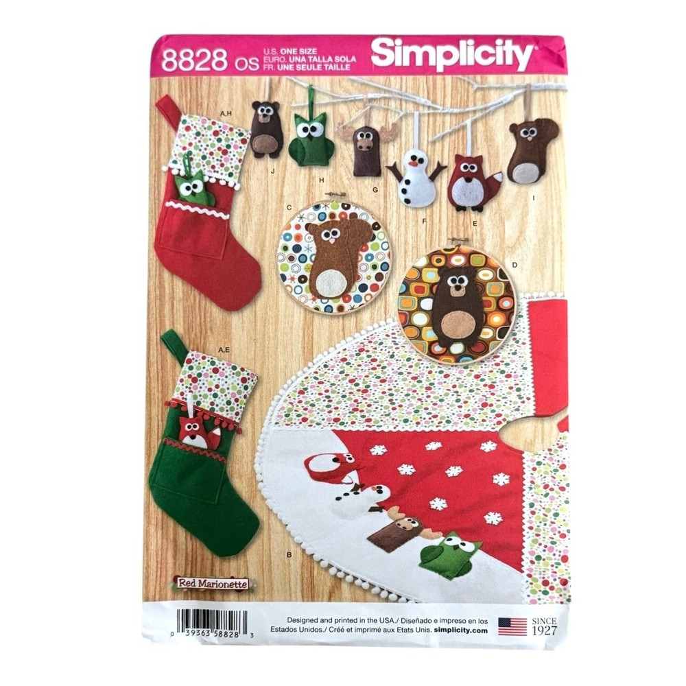 Simplicity Sewing Pattern 8828 Holiday Ornaments Tree Skirt Stockings Uncut