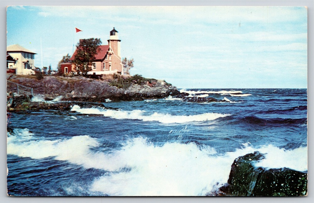 Lighthouse~Eagle Harbor Entrance Michigan Upper Meninsula~Vintage Postcard