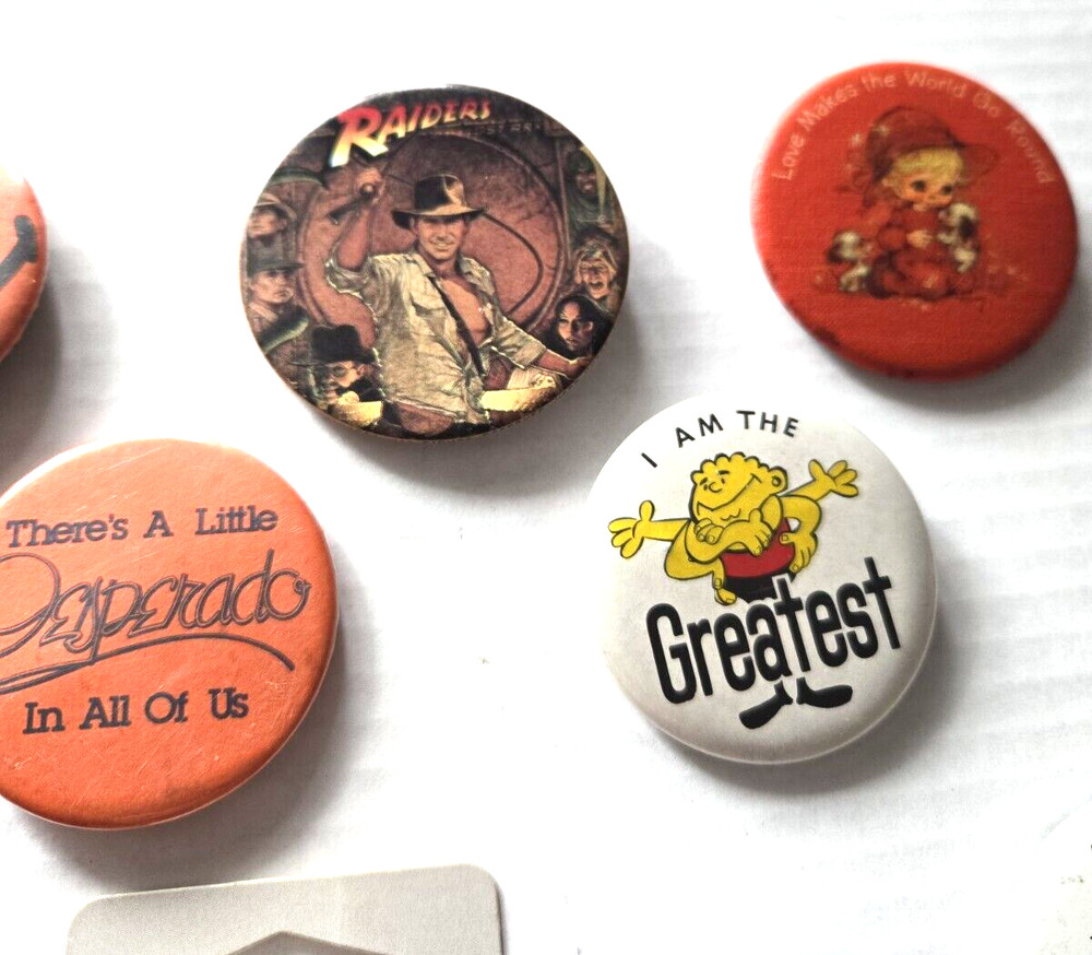 Lot 19 Vintage Pinback Buttons 70s 80s Humor USA Bears Cats Lapel Pins