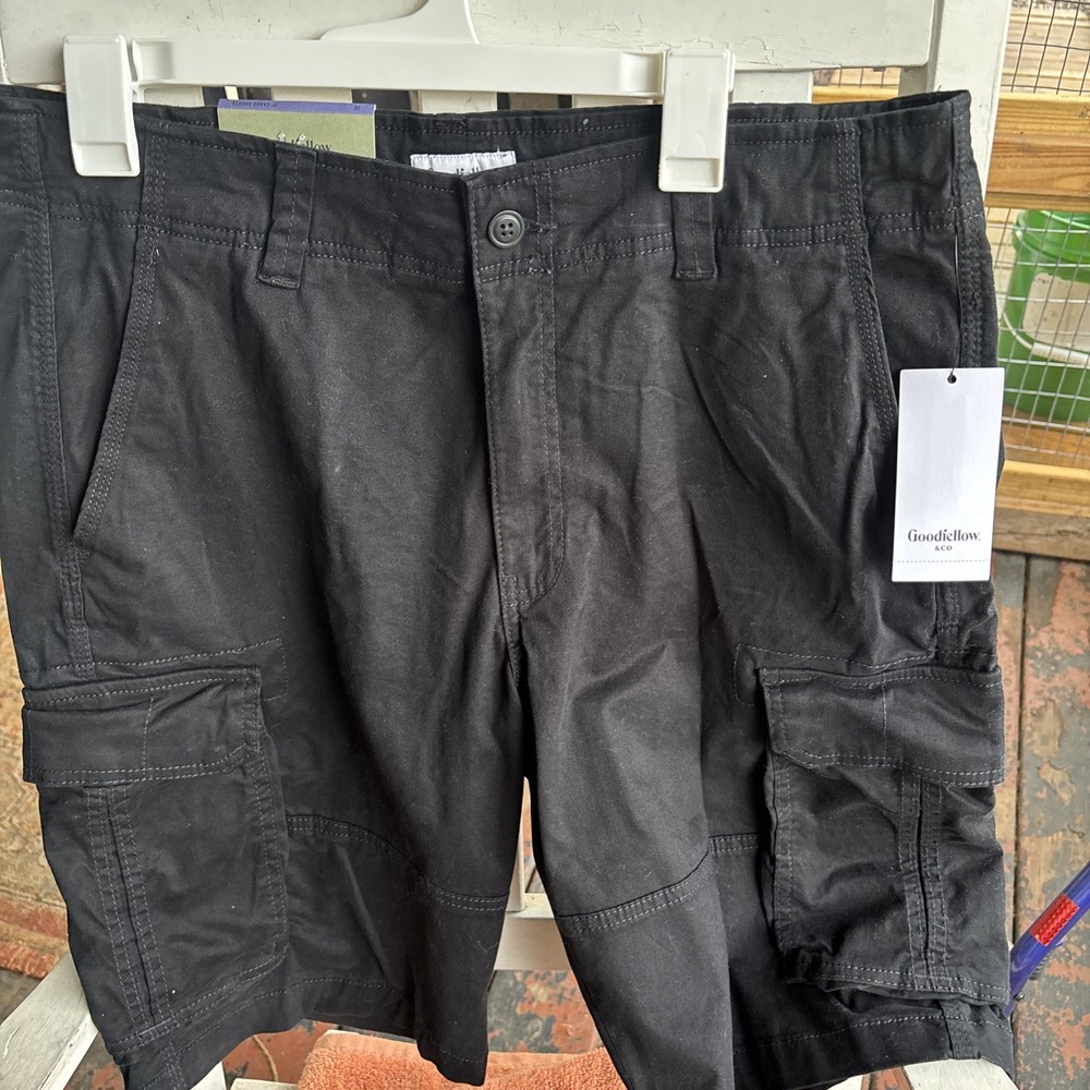 Goodfellow & Co Mens Black Cargo Shorts Size 36