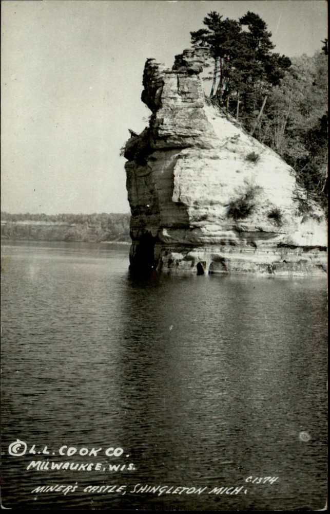 RPPC Shingleton MI Miner's Castle rock formation unused real photo postcard