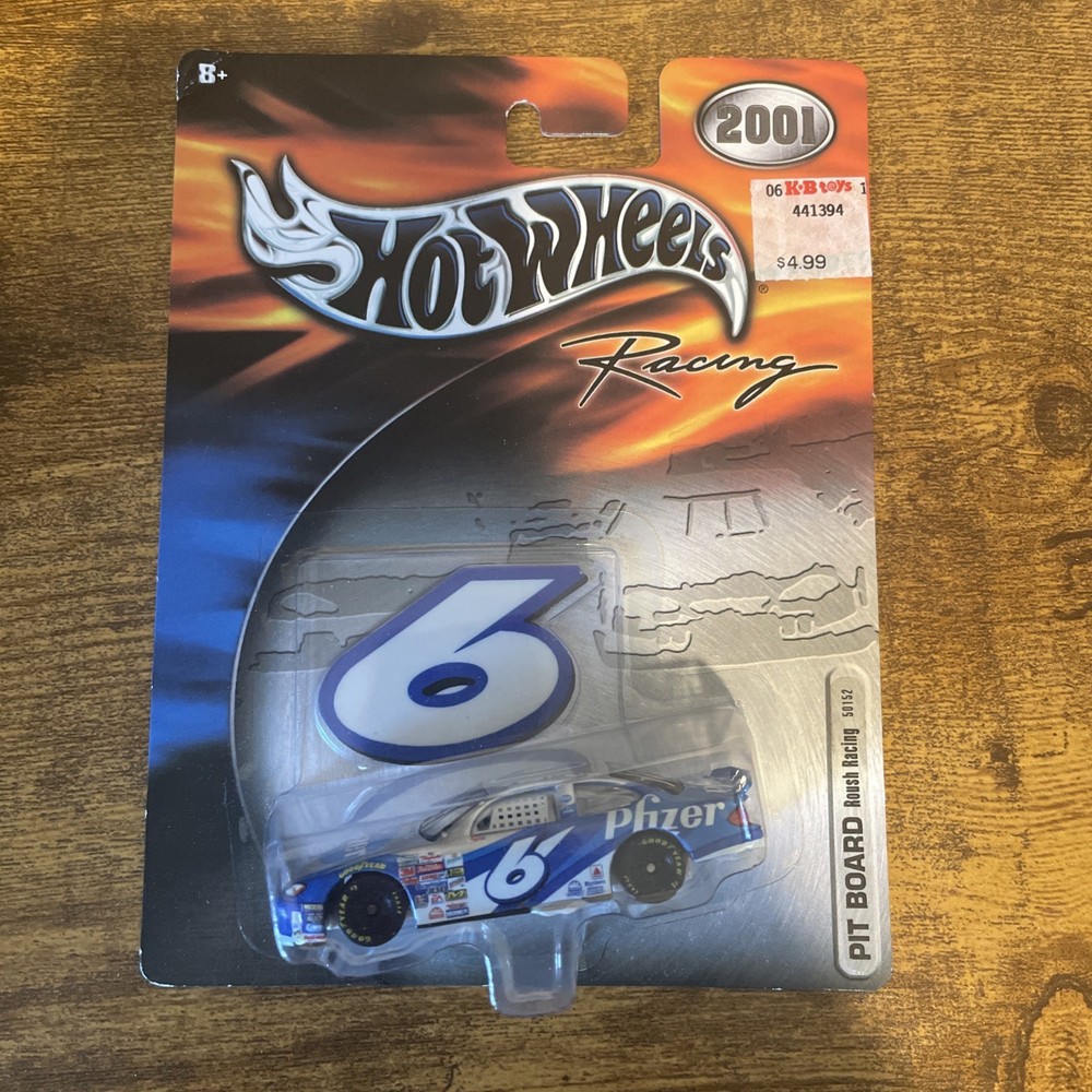 2001 Hot Wheels Racing NASCAR Pit Board #6 MARK MARTIN Pfizer