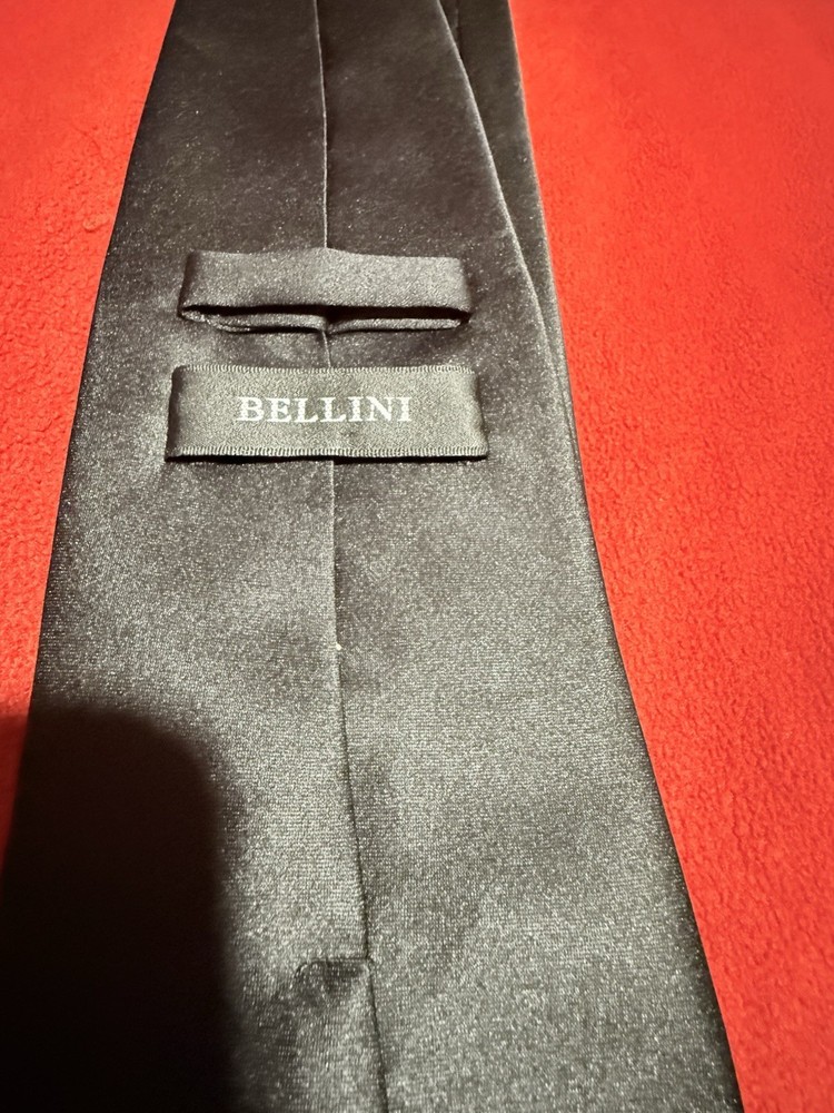 Bellini Men's Black Solid Satin Polyester Tie Pointed One Size