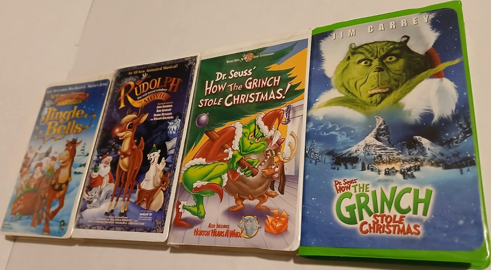 Dr. Seuss’ How the Grinch Stole Christmas Plus 3 More!! (2000) VHS Clamshell