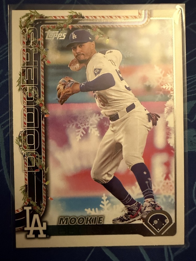 2025 Topps Holiday - Mookie Betts #H52
