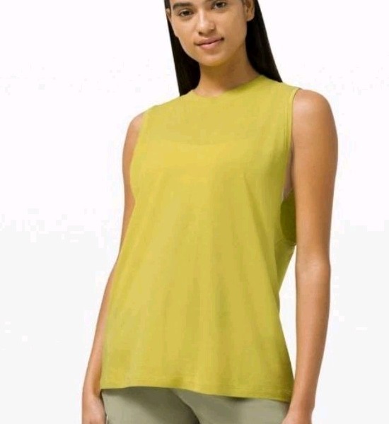 Lululemon All Yours Women's Yellow Pear Pima Cotton Athletic Tank Top! 6