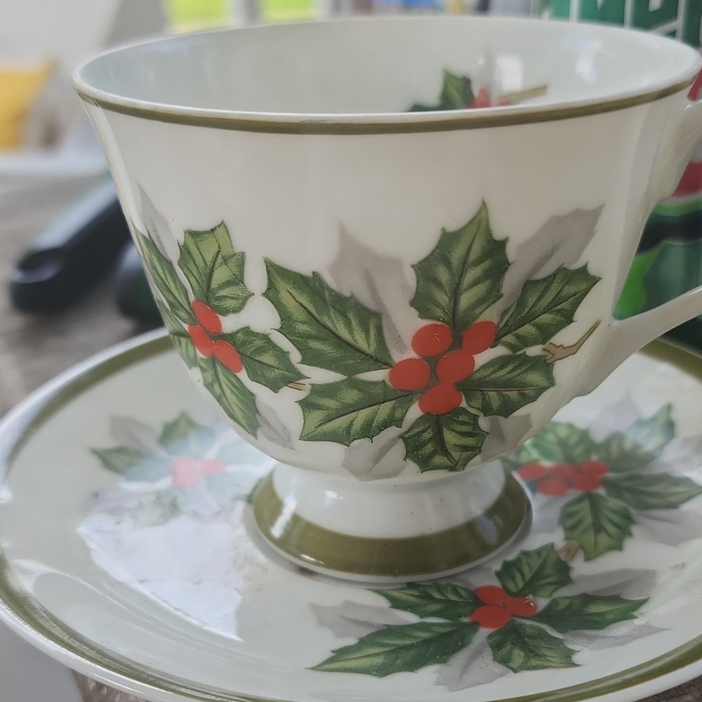 Unmarked Holly Christmas Tea Cup & Saucer Set White Green Red Ceramic