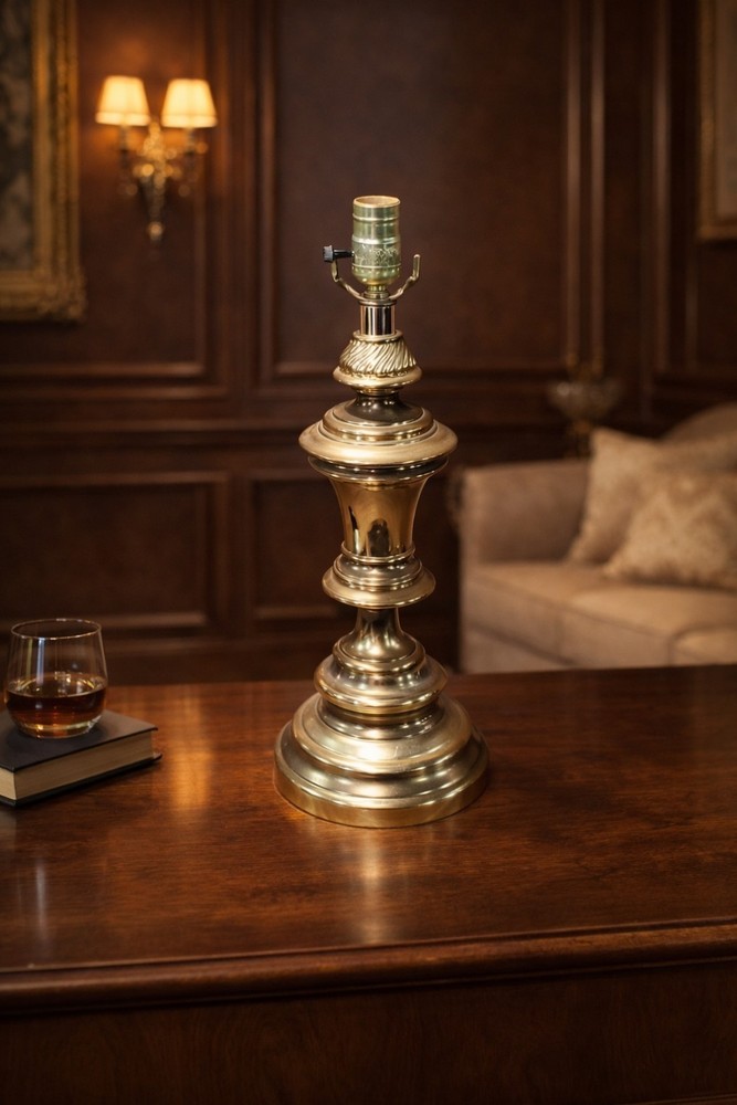 Vtg Heavy Solid Brass Table Lamp 19