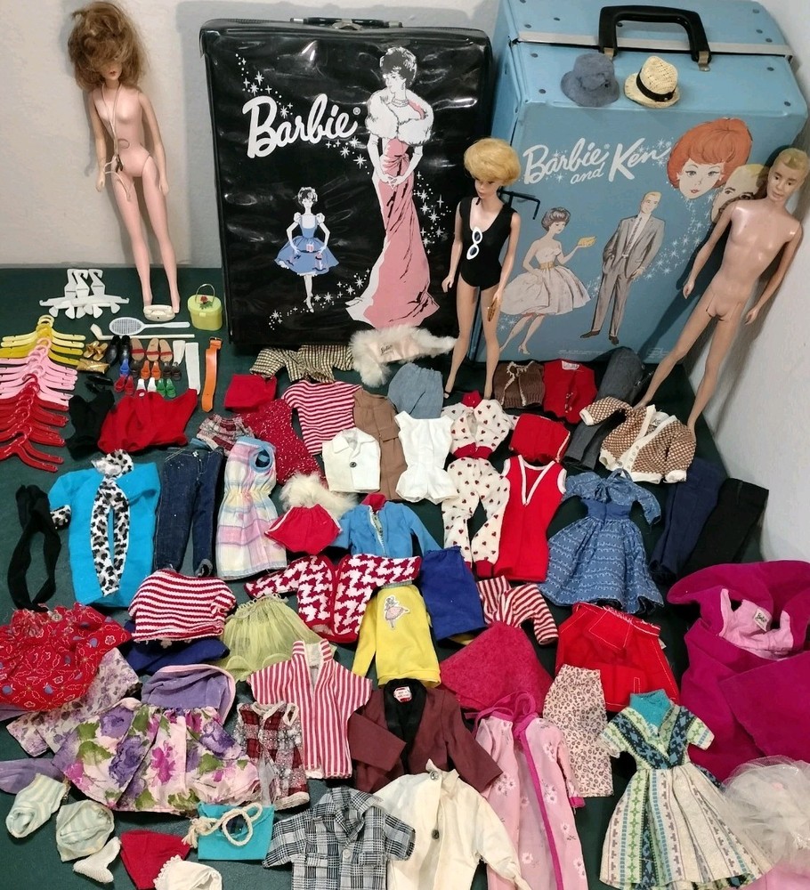 Vintage Barbie Lot Of Clothes Cases & 1960 White Ginger Bubble Cut Bubblegum Lip