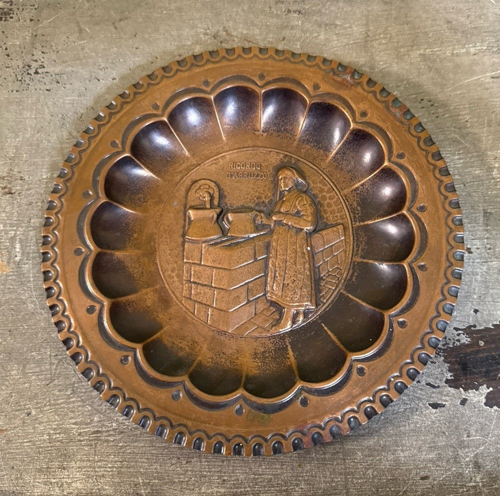 Ricordo D’Abruzzo 3D Copper Plate Plaque Wall Hanging 7 5/8” Vintage Italy-image