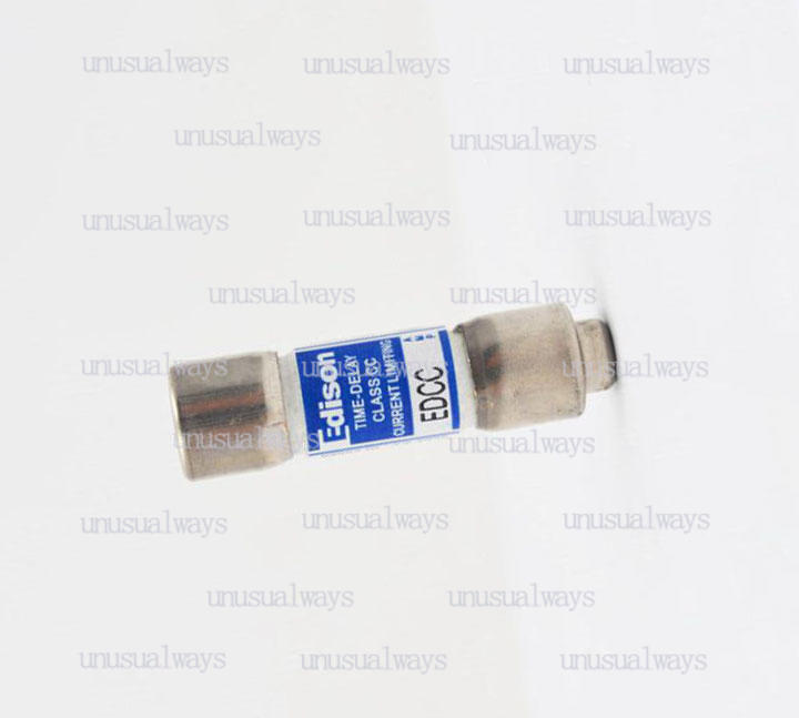 One Edison EDCC8 Fuse 8 Amp 600V Slow Blow Class CC Time Delay Fuse New