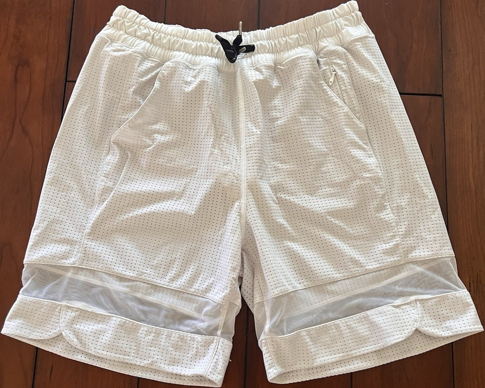 Lululemon Women’s White Mesh Athletic Shorts Size M Drawstring