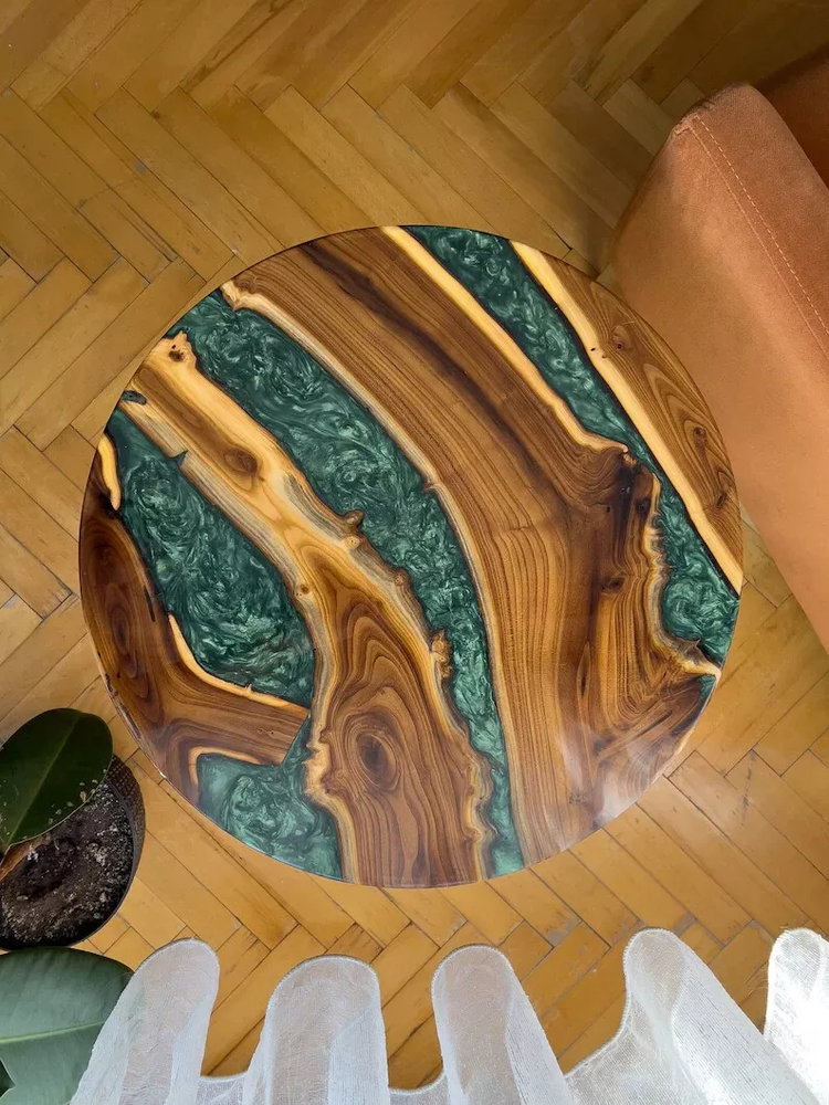 Acacia Wood Round Green Epoxy Resin Coffee Table Cafe and Bar Countertop Decors-image