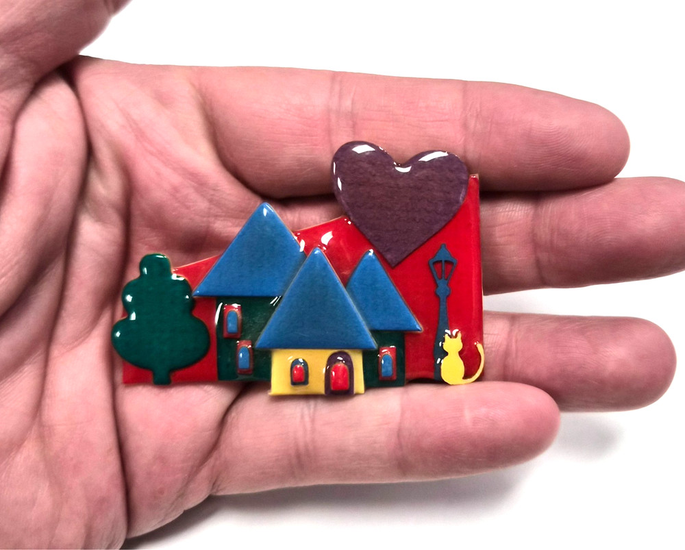 Vintage House Pins by Lucinda Kitty Cat in Yard & Big Purple Heart Pin / Brooch