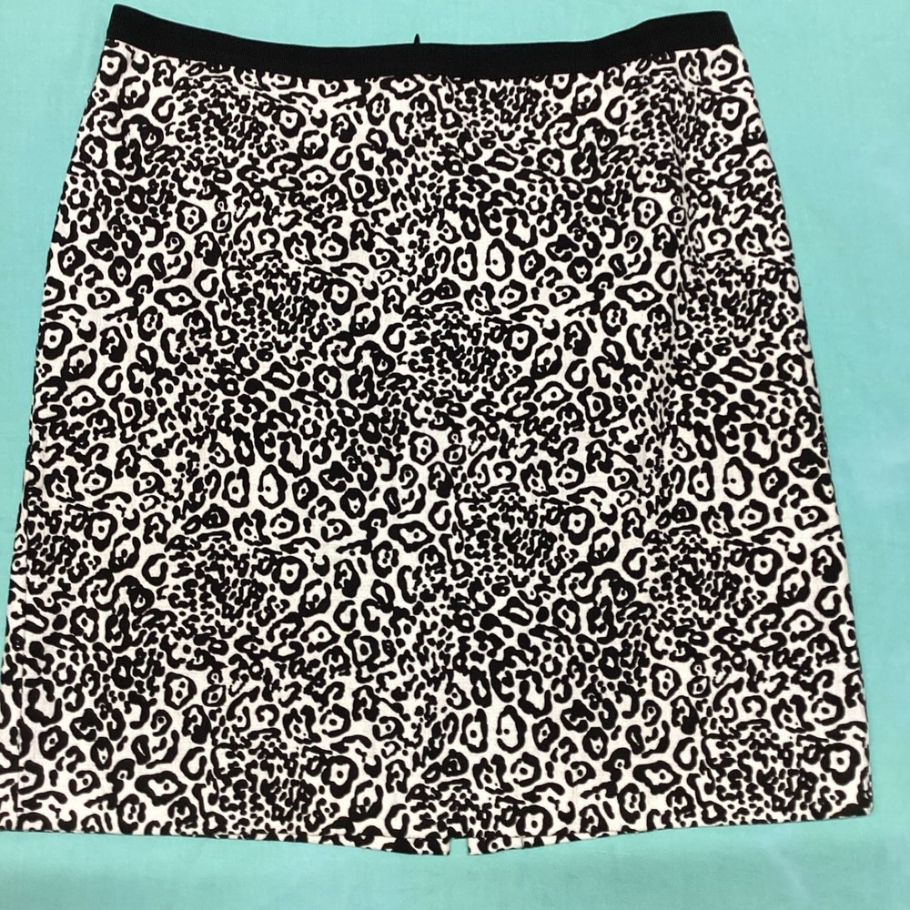 Ann Taylor Lined Mini Skirt Sz14 Animal Print Black Zipper Career Nite Out EUC
