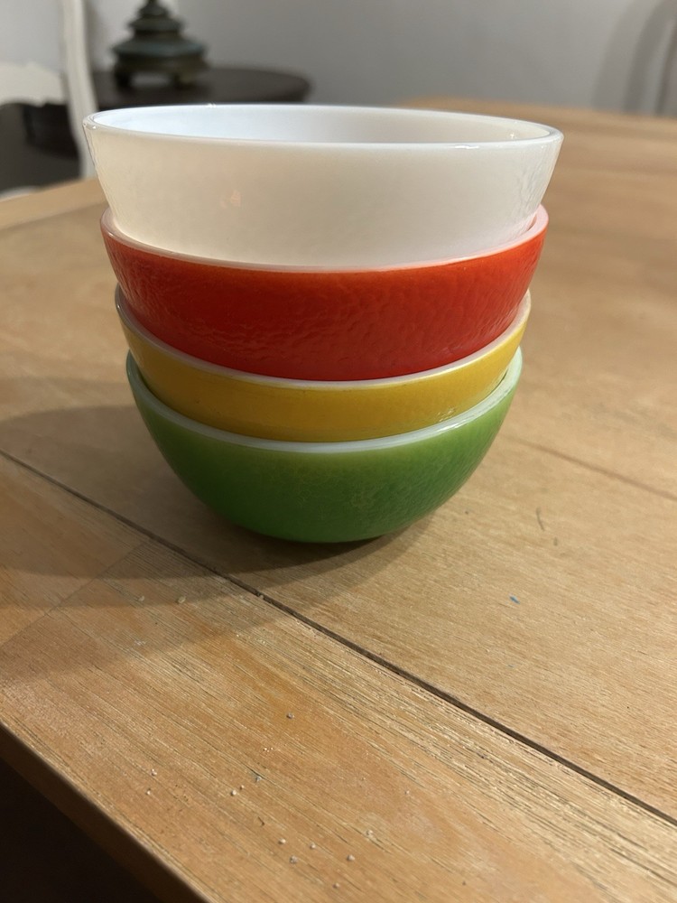 Hazel Atlas Vintage Cereal Bowls. Set Of 4.