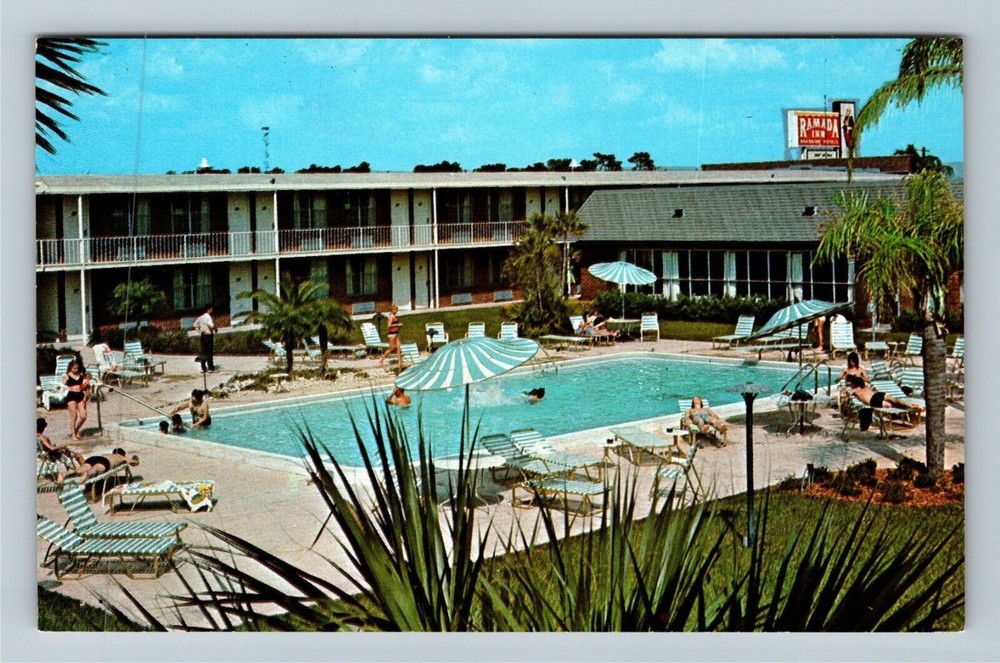 Orlando FL-Florida, Ramada Inn Guests Swimming Pool Antique Vintage Postcard