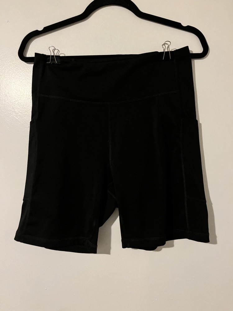 Woman’s Tek Gear Ultra Stretch Black Spandex Biker Shorts EUC Size Large