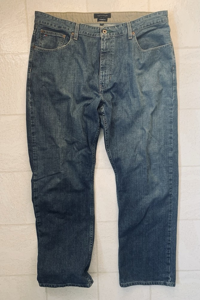 Tommy Hilfiger Classic Fit Jeans Size 38 X 32  100% Cotton