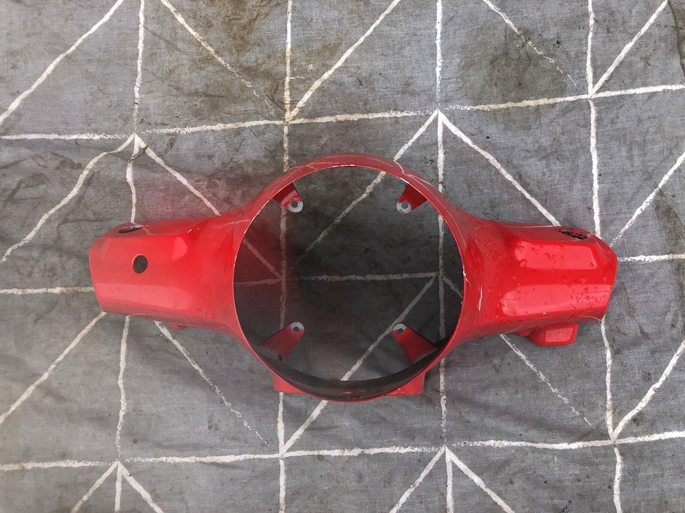 Piaggio Vespa LX 125 ie 2009 - 2013headlight surround panel  Handlebar Cover
