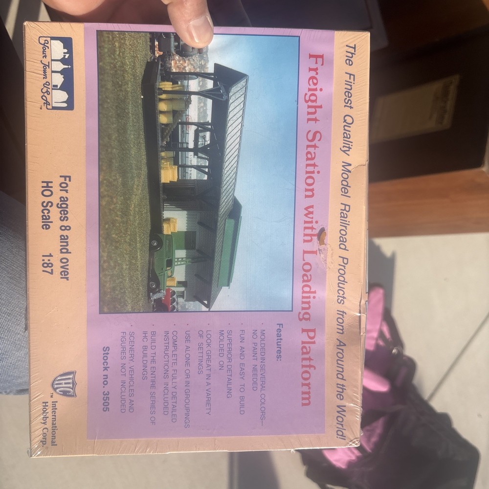 IHC Freight Station with Loading Platform Ho O Scale 1:87 Kit #3505 NEW SEALED