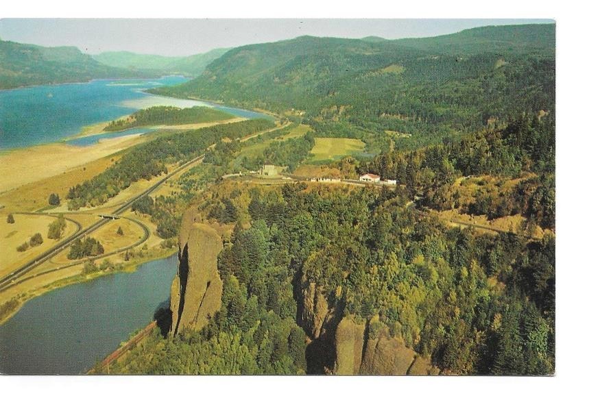 Vintage Chrome Postcard Columbia River Crown Point Vista House Oregon  010020