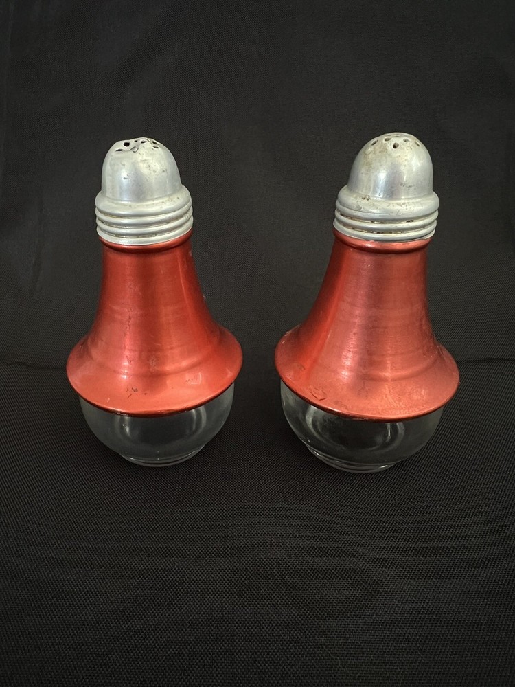 Retro S&P Shakers in Red Rust Orange Glass with Aluminum Caps