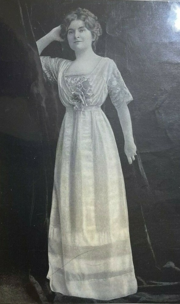 1911 Vintage Magazine Illustration Actress Christie MacDonald