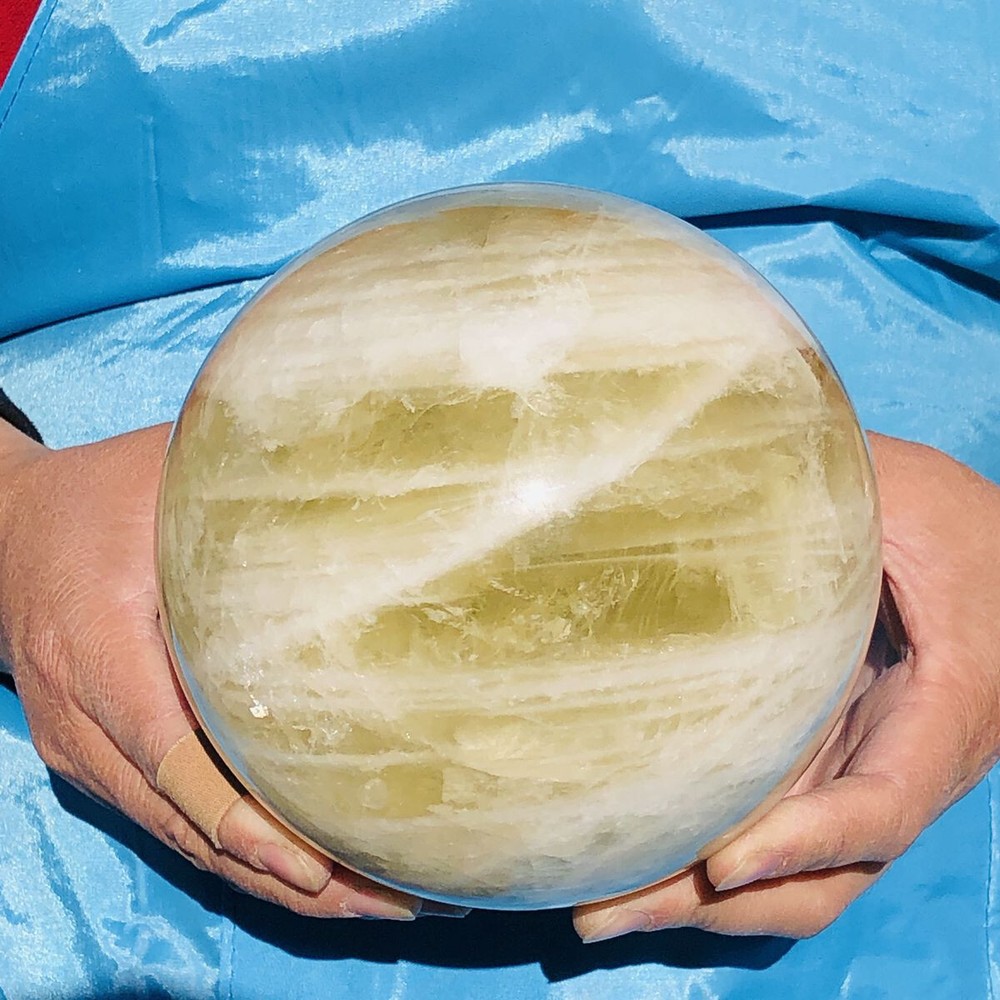 3460G Natural Yellow Quartz Crystal Ball Sphere Mineral Specimen 2852