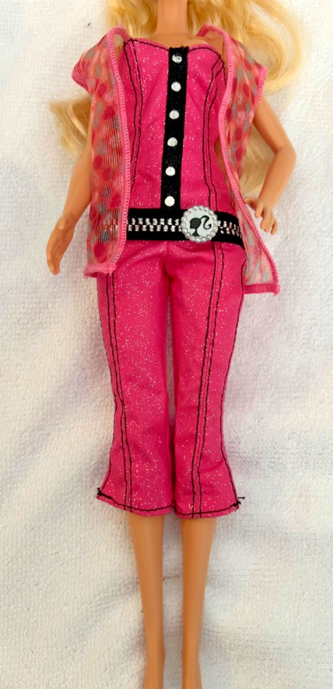 Barbie Fashionistas Sassy 2009 Fashion Pink Jumpsuit with pink coverup no doll