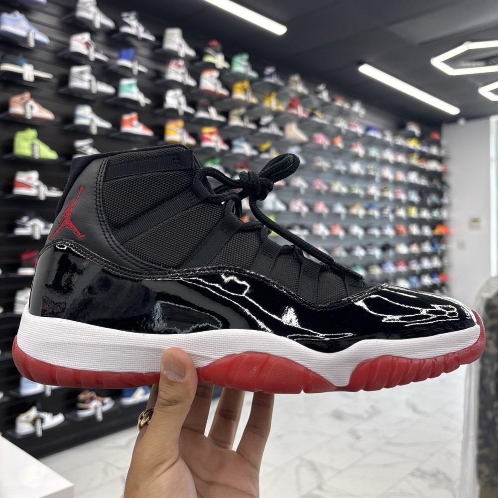 Size 11 - Air Jordan 11 Retro Playoffs Bred | 378037-061 | PREOWNED