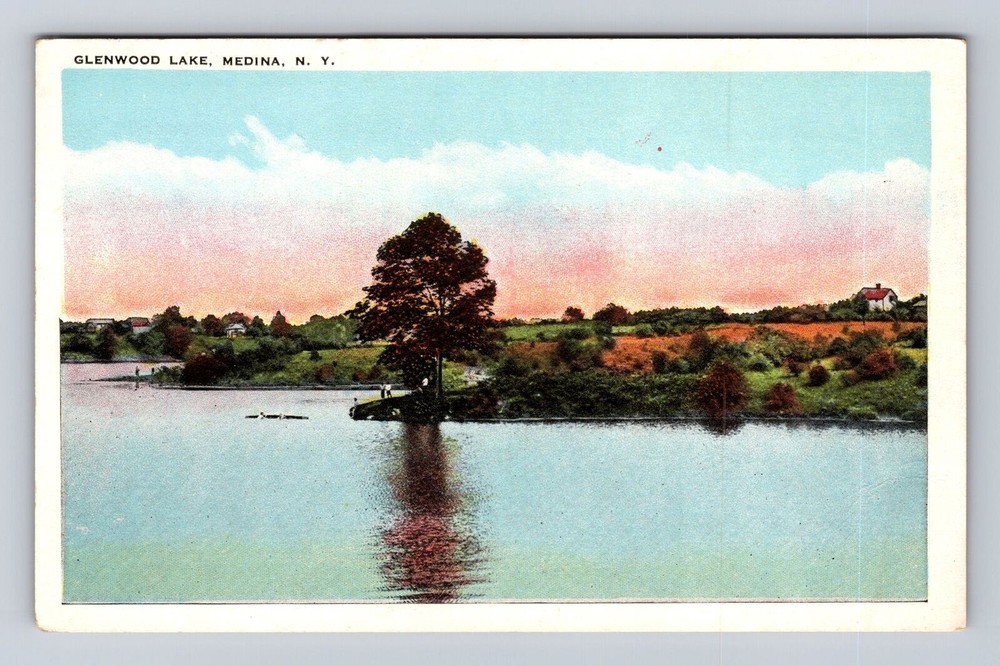 Medina NY-New York, Glenwood Lake, Antique, Vintage Souvenir Postcard