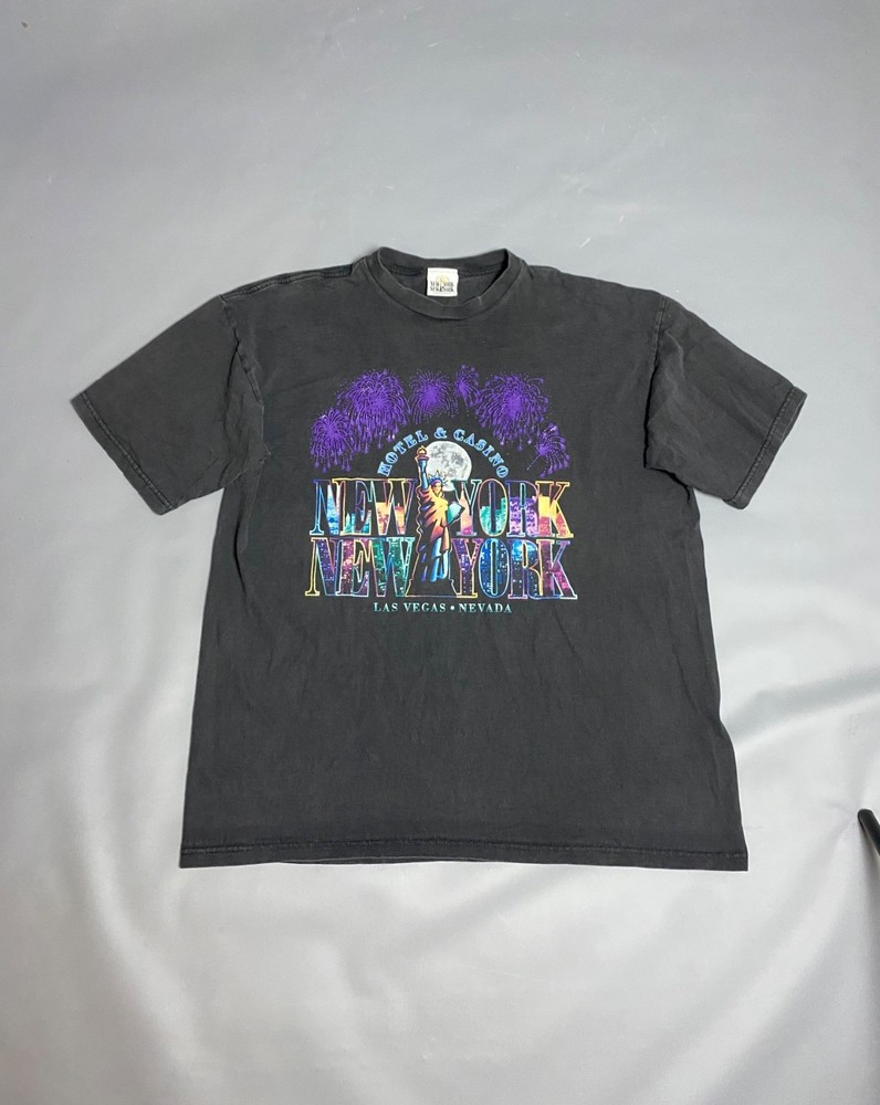 Vintage 90s New York New York Hotel & Casino Las Vegas T-Shirt Faded sz XL