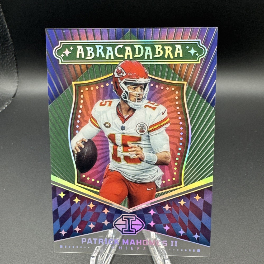 2024 Panini Illusions - Abracadabra Patrick Mahomes II #1 Emerald-image