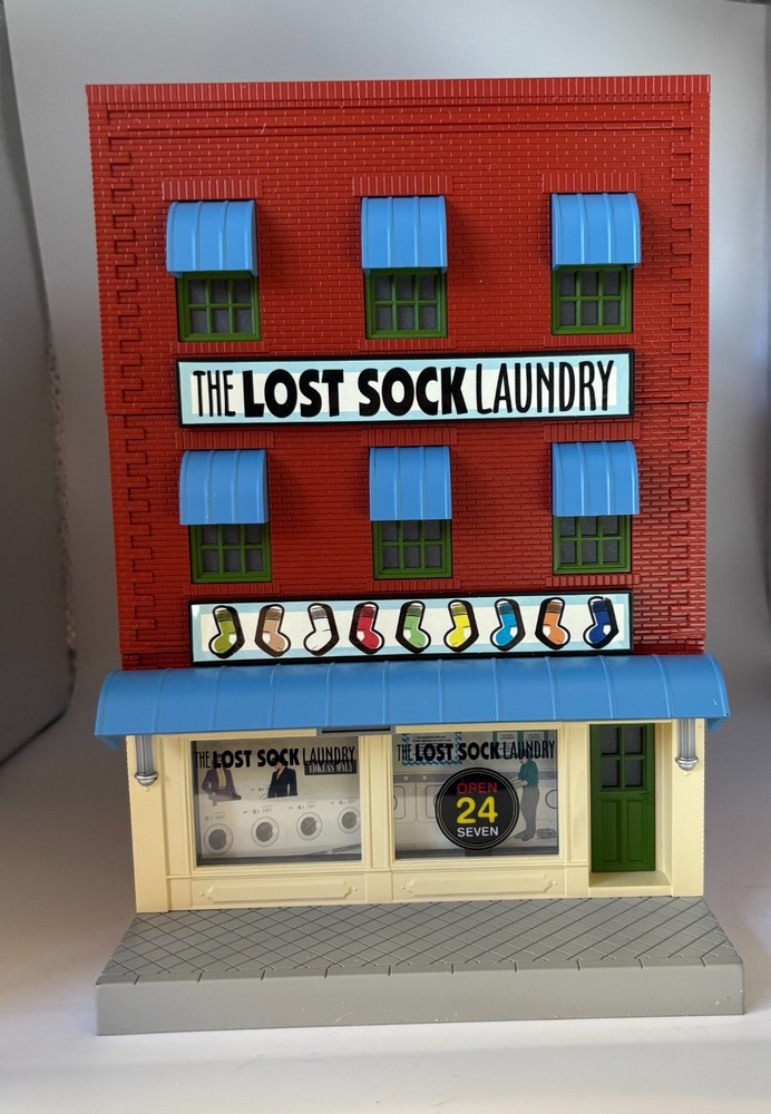 MTH RailKing 30-90196 Lost Sock Laundromat 3-story city factory NOS