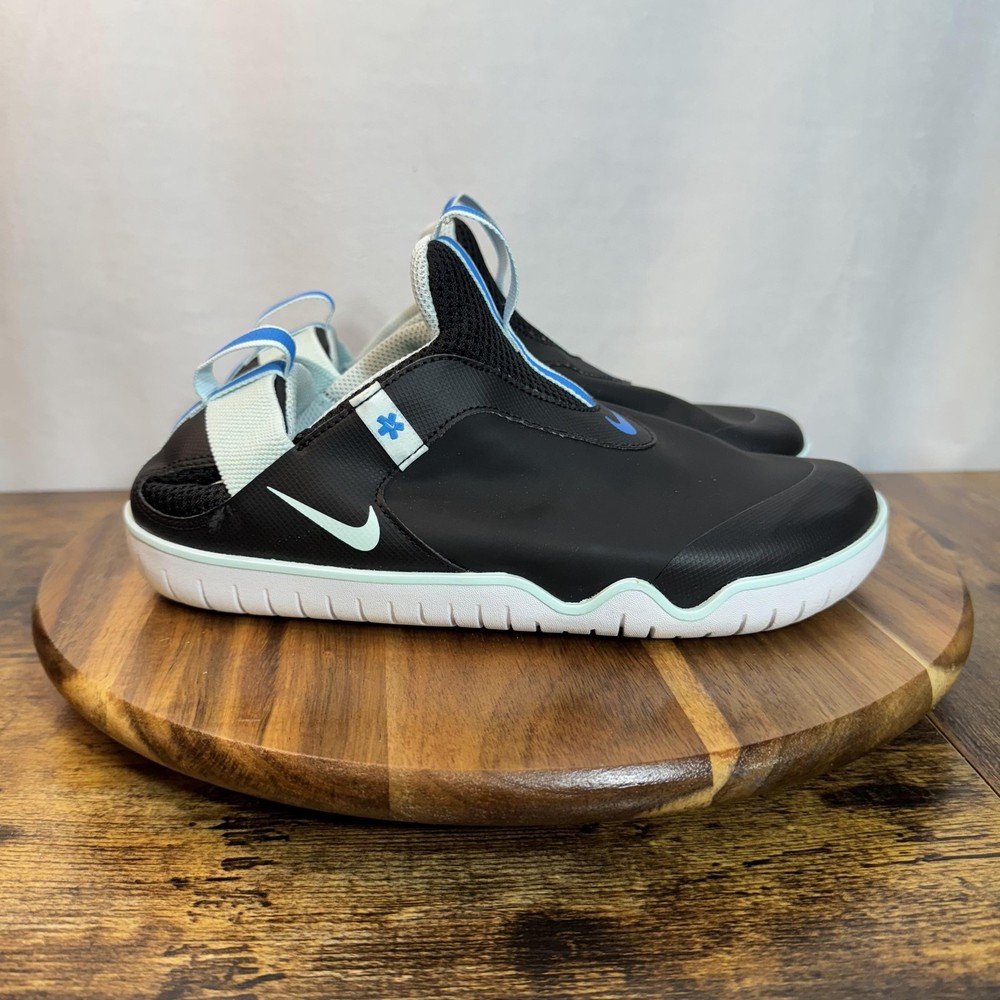 Nike Go FlyEase Shoes Mens Size 6.5 Black White Slip On Womens size 8 Hans free