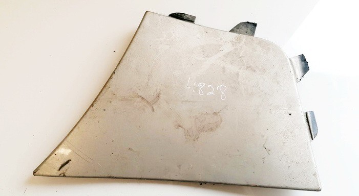 2004 Volvo XC90 Genuine OEM Part #08626958 1042716-68  