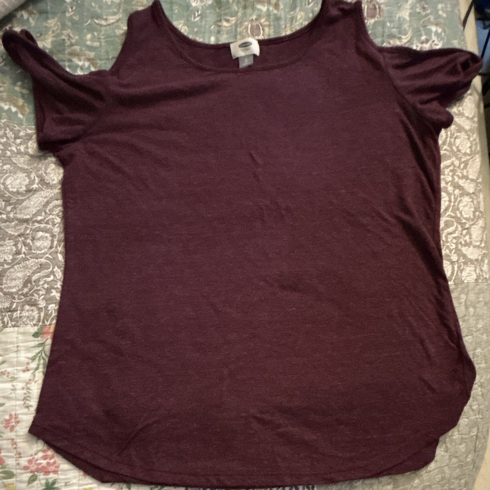 Old Navy Women's L Burgundy Solid Scoop Neck Knit Cold Shoulder Short Sleeve Top