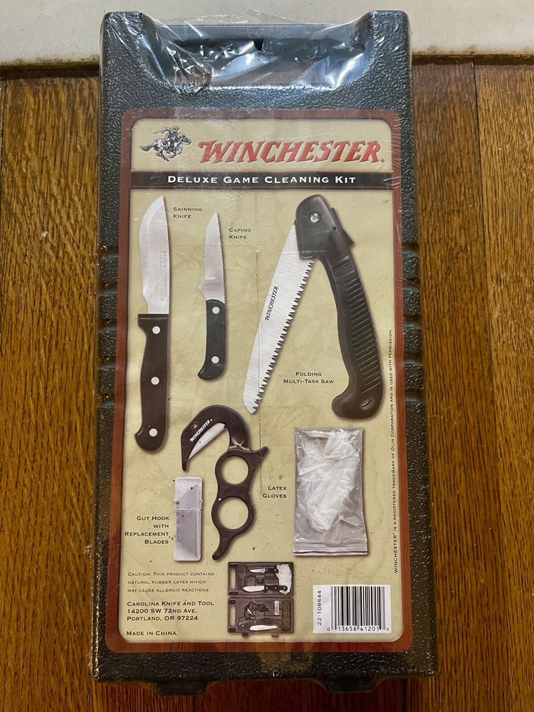 Winchester Firearms Deluxe Game Cleaning Kit Skinning Caping Knifes Folding Saw