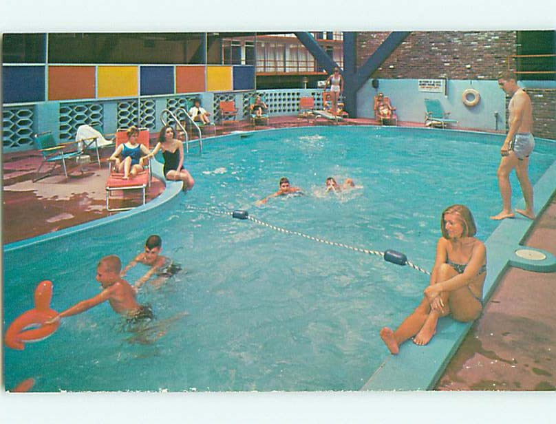 Unused Pre-1980 BATHING BEAUTY AT PORTLANDER MOTEL Portland Maine ME u5827