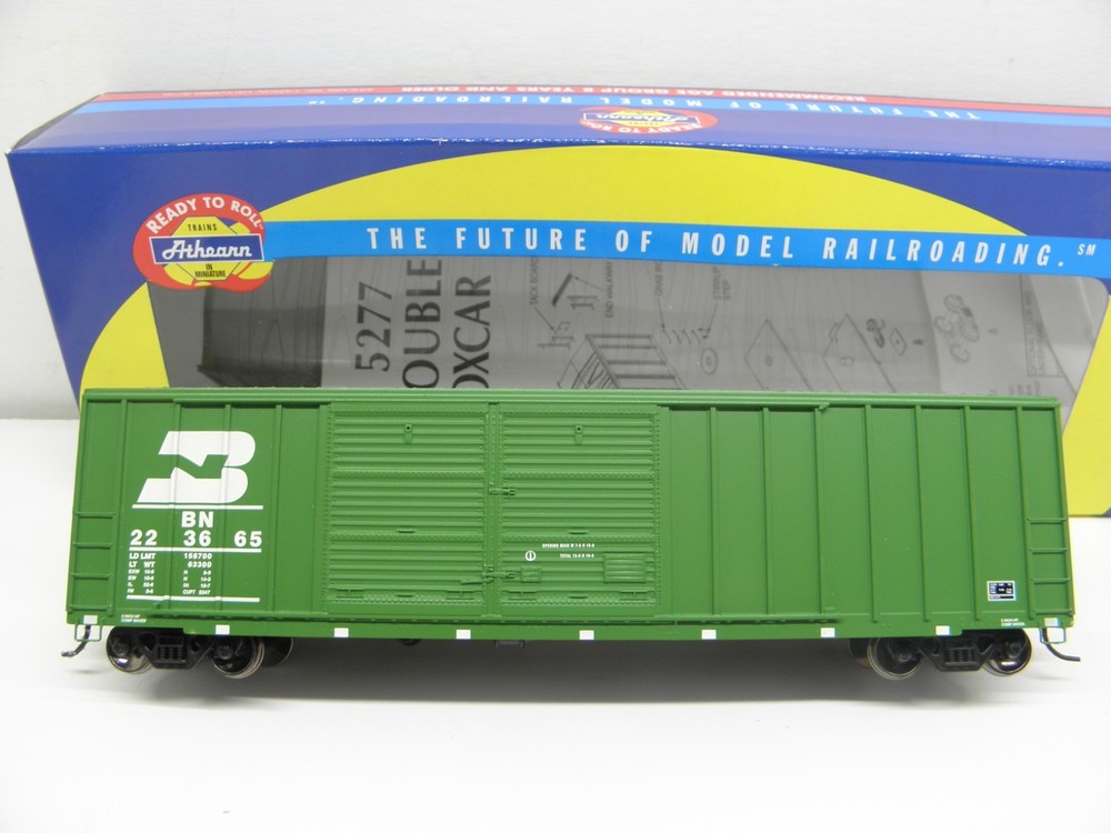 Athearn Ready To Roll 50' Fmc Offset D/Door Boxcar -Burlington #223665 Ho Scale