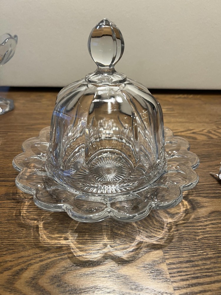 Heisey Colonial pattern lidded butter dish