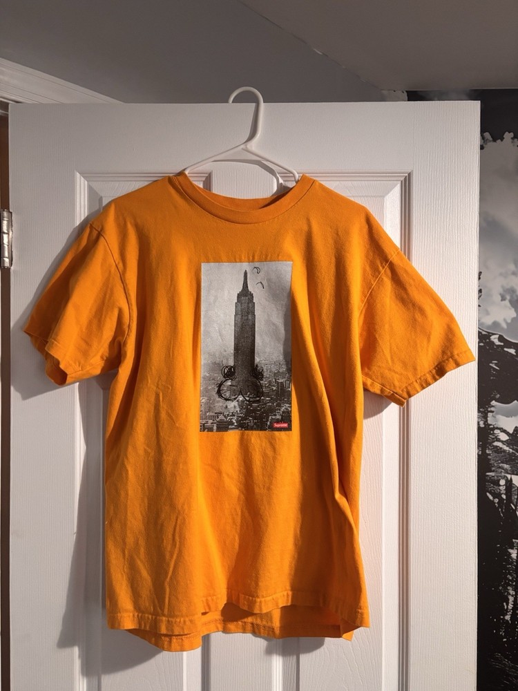 Supreme Men's Short Sleeve T-Shirt Size L