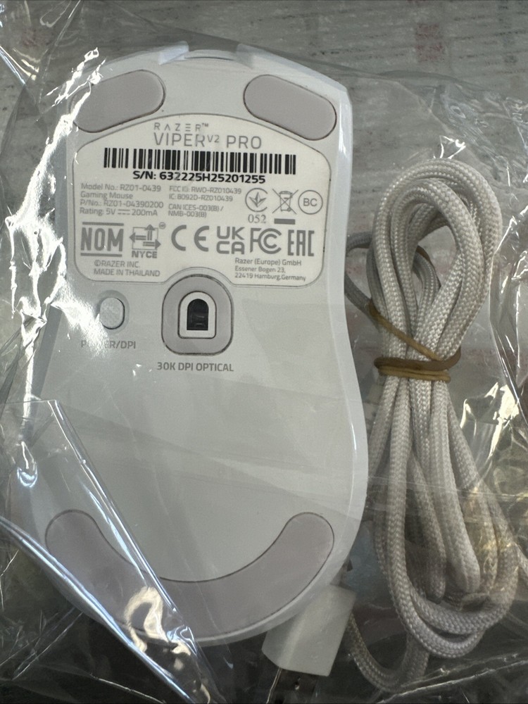 Razer Viper V2 Pro Lightweight Wireless Optical Gaming Mouse  -White RZ01-0439