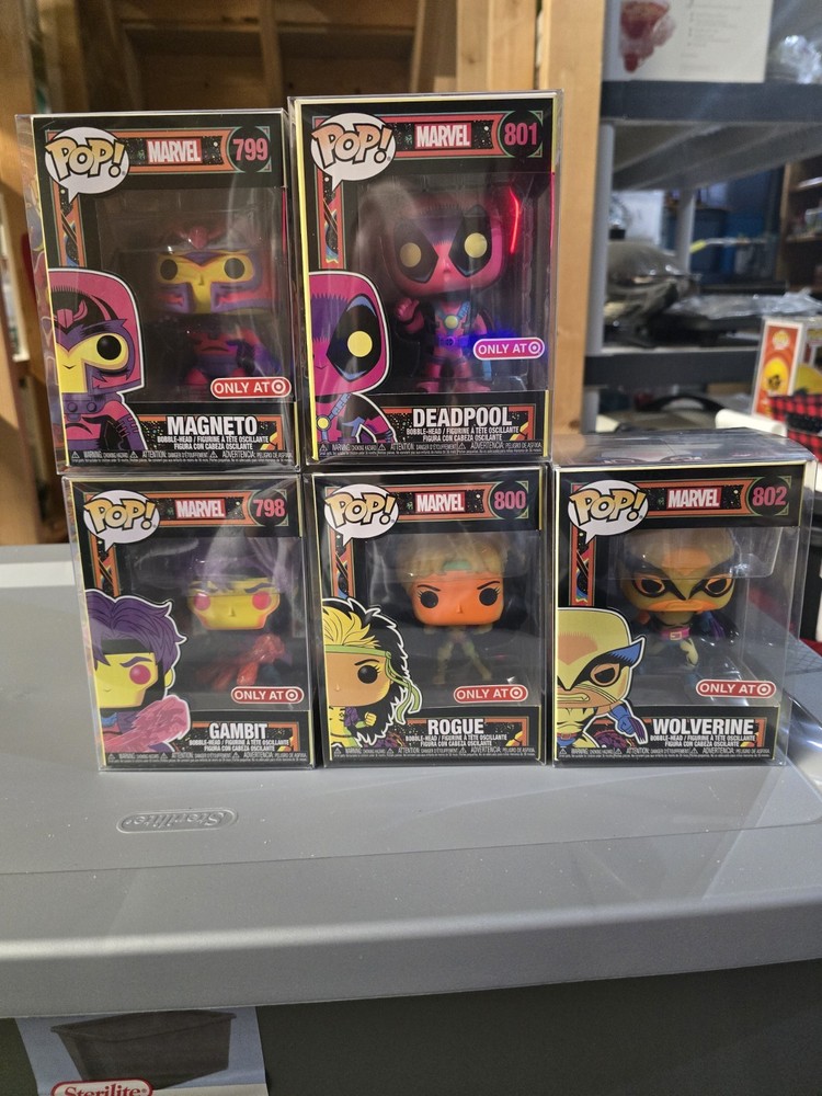 Target Exclusive Glow-in-the-Dark X-Men & Deadpool 5-Pack