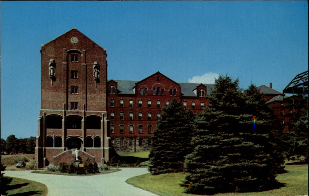 St Vincent College Westmoreland County Pennsylvania ~ 1950s-60s vintage postcard