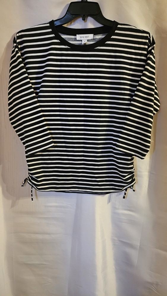 Women's Nine West medium black & white striped 3/4 sleeve top